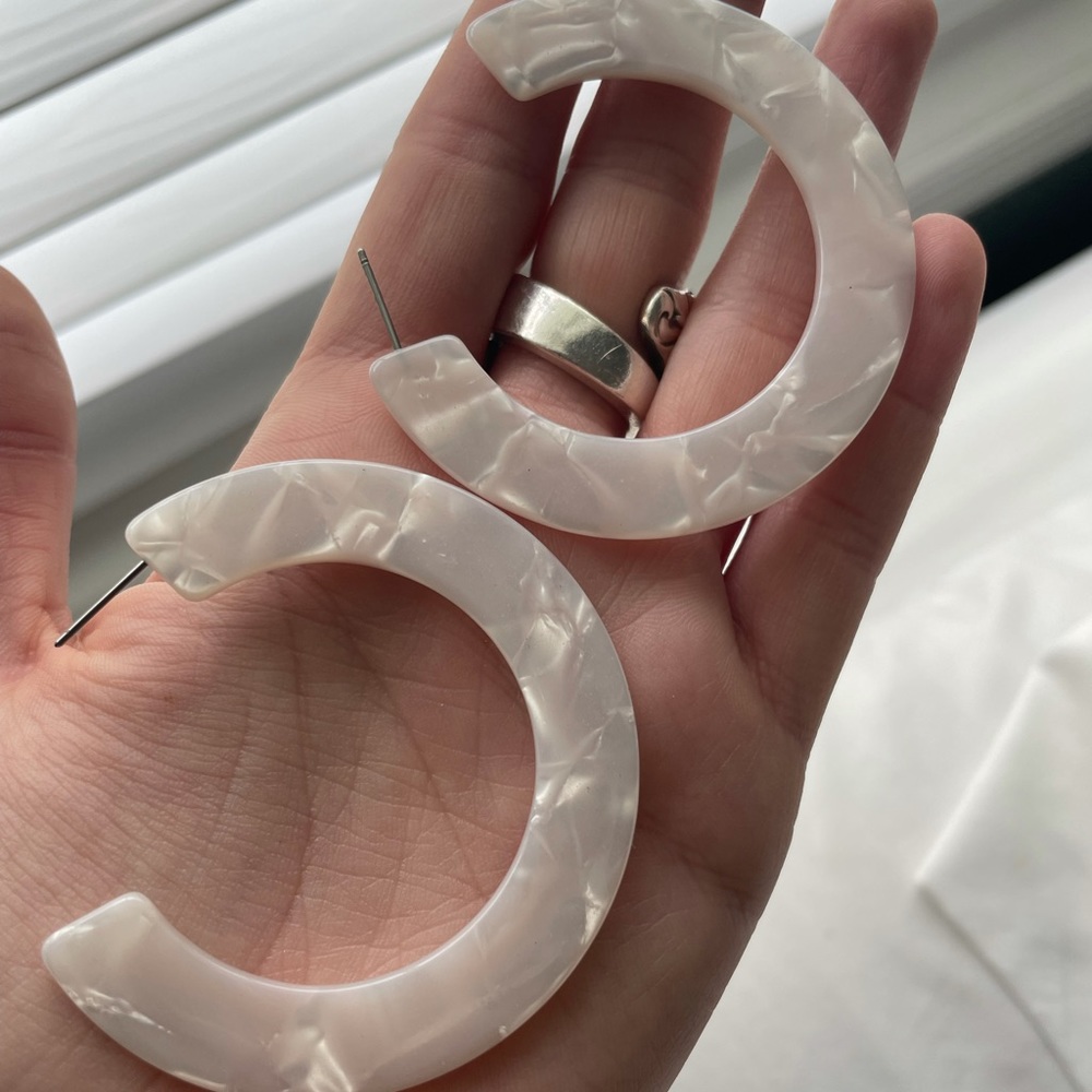 White hoops